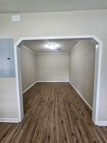 501 Ridgecrest Drive, Riverdale, GA 30274