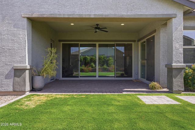 2831 W CHEVELON Drive, San Tan Valley, AZ 85144