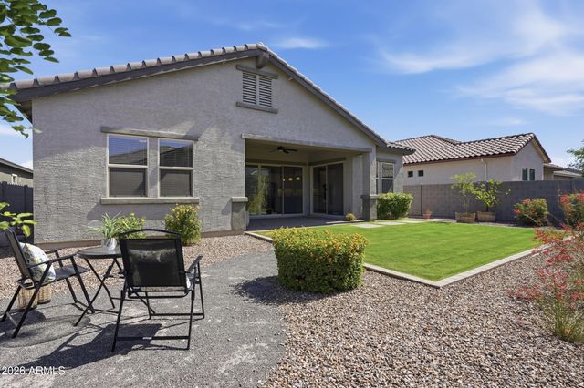 2831 W CHEVELON Drive, San Tan Valley, AZ 85144