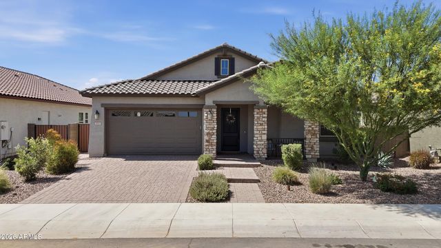 2831 W CHEVELON Drive, San Tan Valley, AZ 85144
