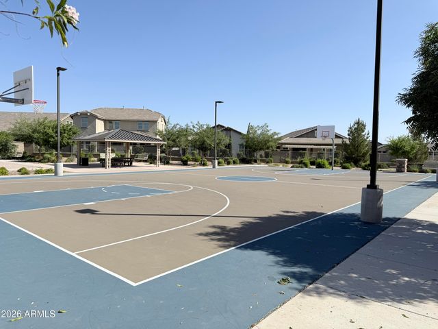 2831 W CHEVELON Drive, San Tan Valley, AZ 85144