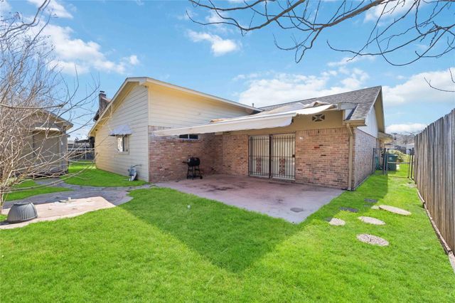3910 Brookston Street, Houston, TX 77045