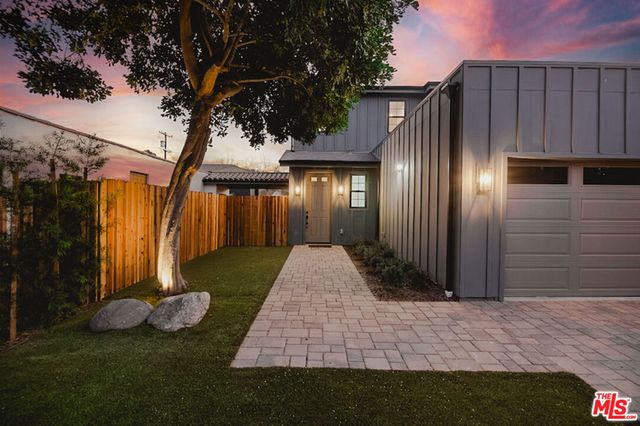 11026 Hortense Street 4, North Hollywood, CA 91602