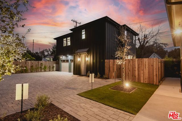 11026 Hortense Street 4, North Hollywood, CA 91602