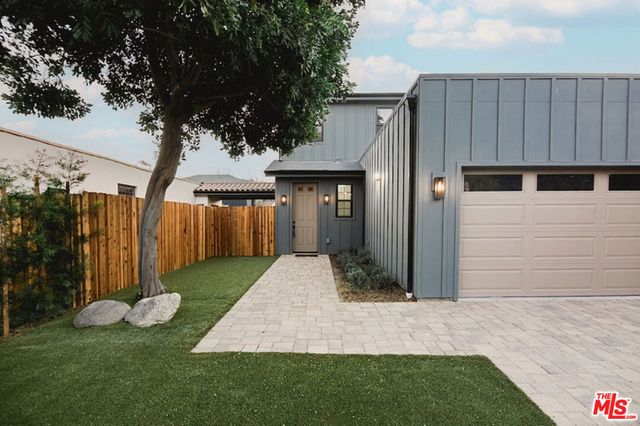 11026 Hortense Street 4, North Hollywood, CA 91602