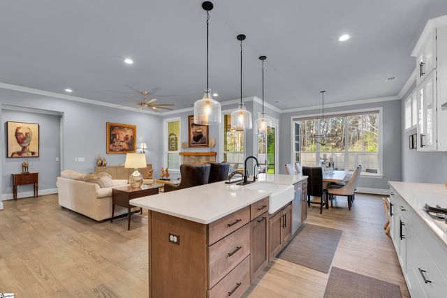 4 Waterville Way, Simpsonville, SC 29681