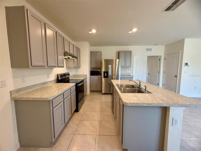 2415 BRASSIE COURT, Winter Haven, FL 33884