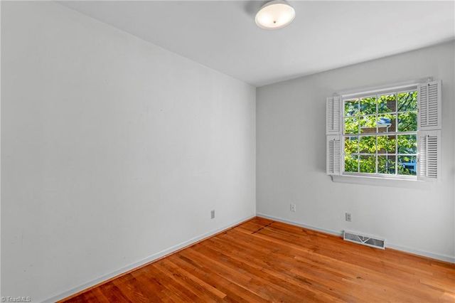 1300 Valleymede Road, Greensboro, NC 27410