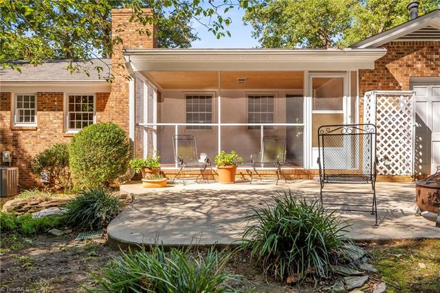1300 Valleymede Road, Greensboro, NC 27410