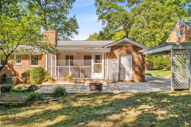 1300 Valleymede Road, Greensboro, NC 27410