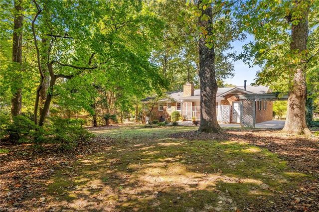 1300 Valleymede Road, Greensboro, NC 27410