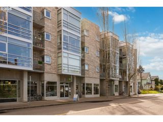 910 Se 42ND Ave 270, Portland, OR 97215