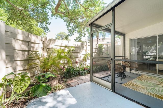 2626 CEDAR VIEW COURT, Clearwater, FL 33761