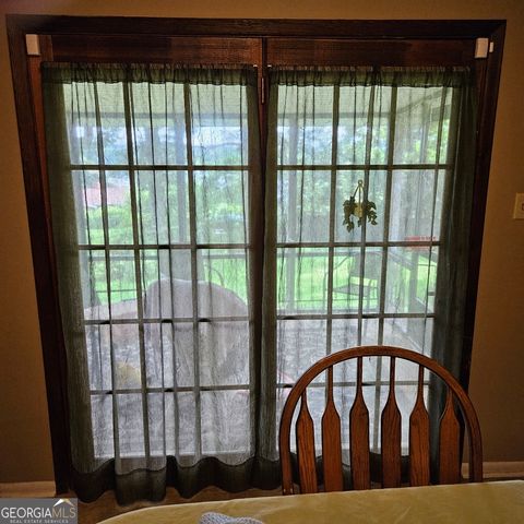 102 Shelia DR., Warner Robins, GA 31088