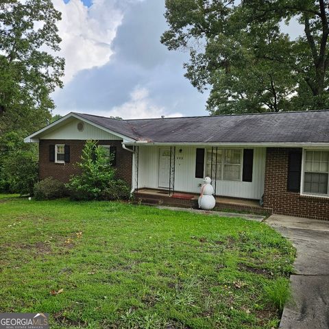 102 Shelia DR., Warner Robins, GA 31088