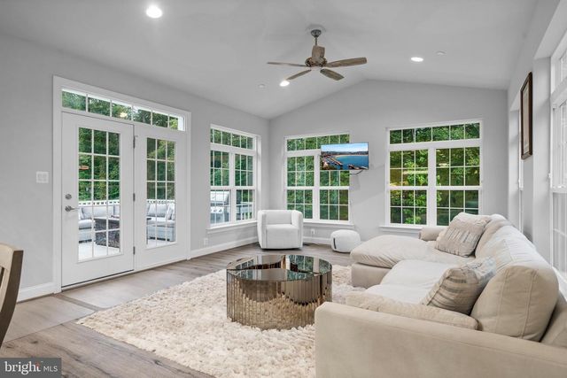 12214 CALVERTS RUN CT, La Plata, MD 20646