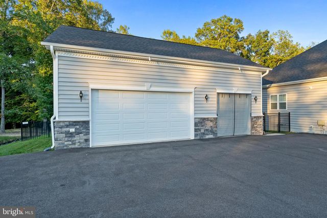 12214 CALVERTS RUN CT, La Plata, MD 20646