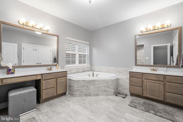 12214 CALVERTS RUN CT, La Plata, MD 20646