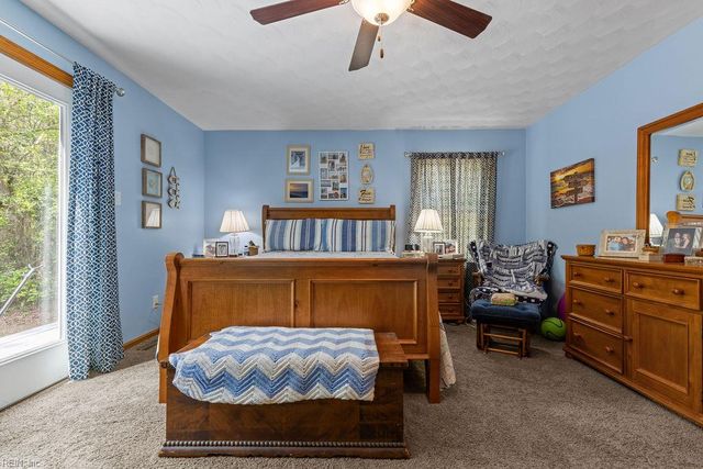 609 Murphys Mill RD, Suffolk, VA 23434
