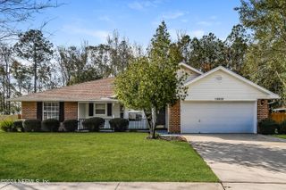 10450 MCGIRTS CREEK Drive, Jacksonville, FL 32221