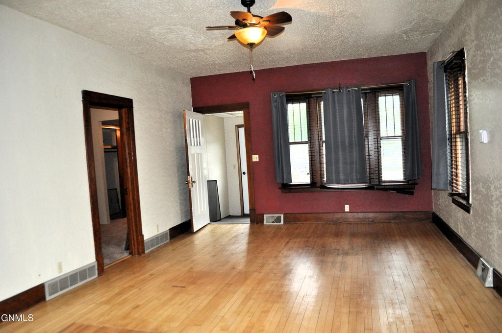 301 Main Street, Wing, ND 58494 photo 12