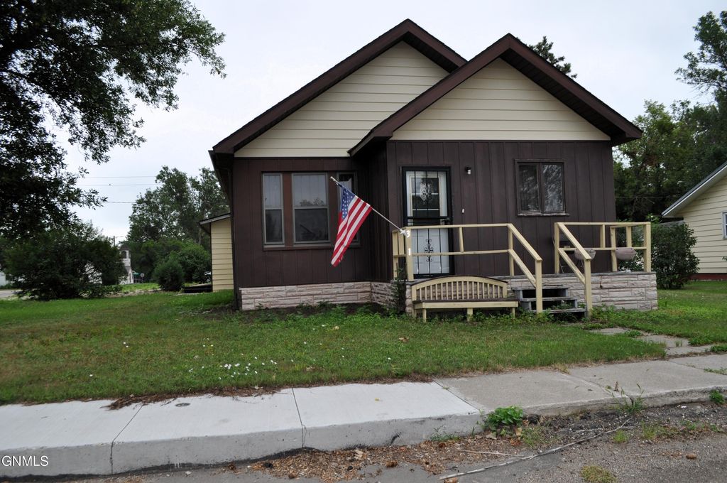 301 Main Street, Wing, ND 58494 photo 27