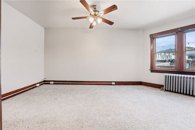 21 Grant Ave, Etna, PA 15223