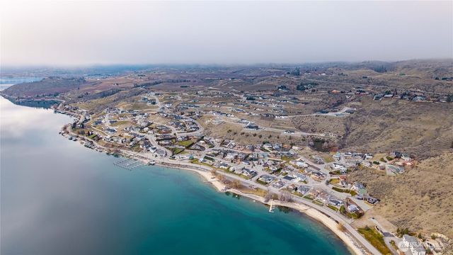 126 Mira Vista Drive, Chelan, WA 98816