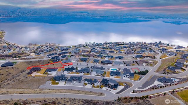 126 Mira Vista Drive, Chelan, WA 98816