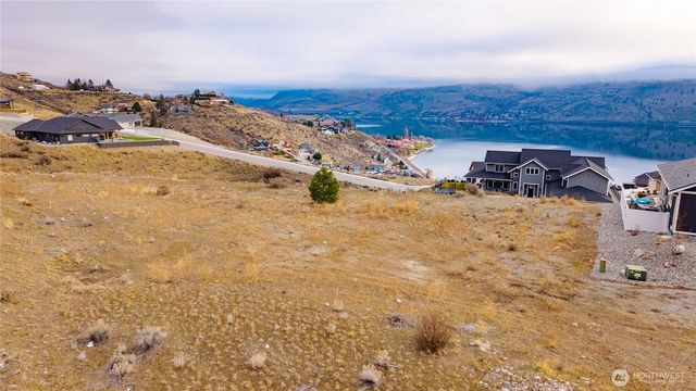 126 Mira Vista Drive, Chelan, WA 98816