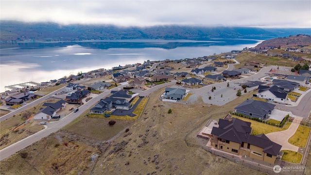 126 Mira Vista Drive, Chelan, WA 98816
