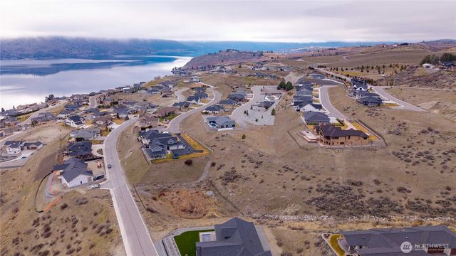 126 Mira Vista Drive, Chelan, WA 98816