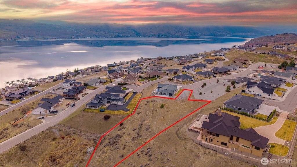 126 Mira Vista Drive, Chelan, WA 98816