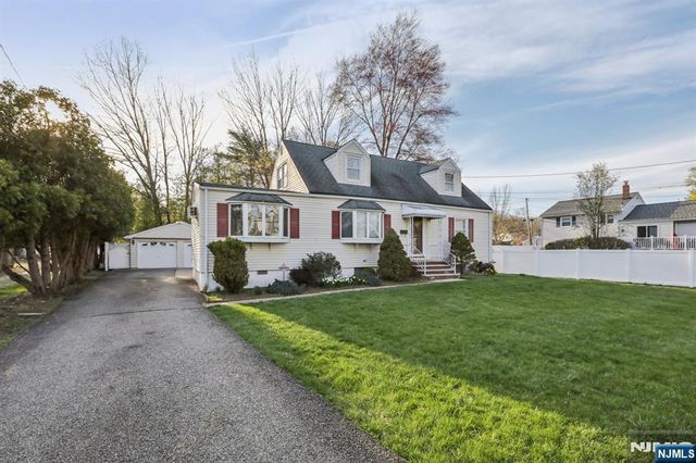 114 Crescent Avenue, Waldwick, NJ 07463