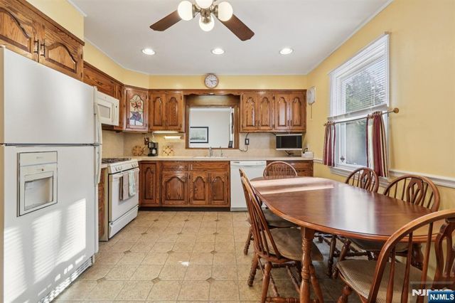 114 Crescent Avenue, Waldwick, NJ 07463