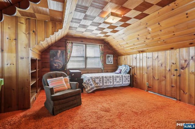 114 Crescent Avenue, Waldwick, NJ 07463