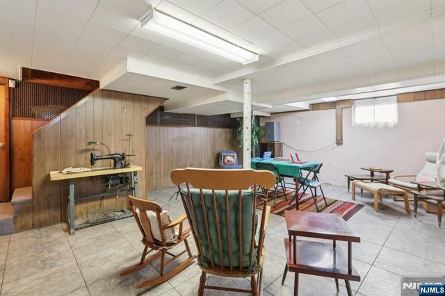 114 Crescent Avenue, Waldwick, NJ 07463