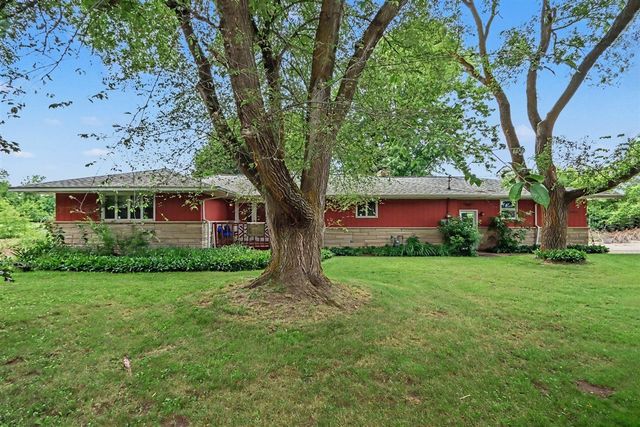 12090 M 40, Gobles, MI 49055