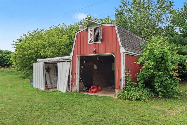 12090 M 40, Gobles, MI 49055