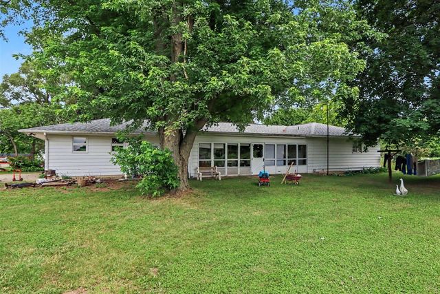 12090 M 40, Gobles, MI 49055