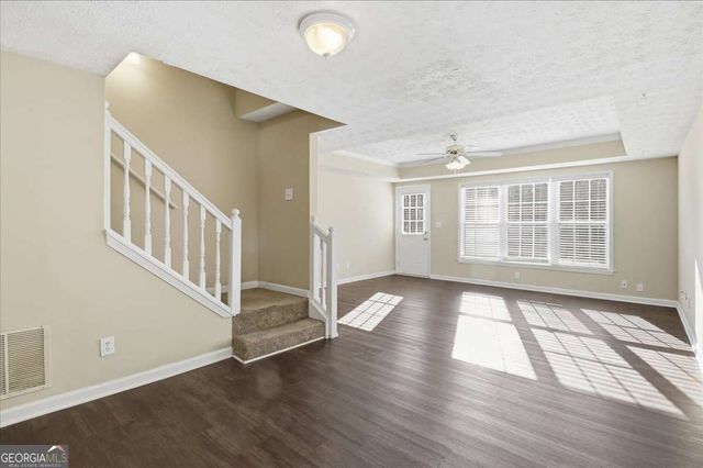 2044 Lakeland Drive, Dacula, GA 30019