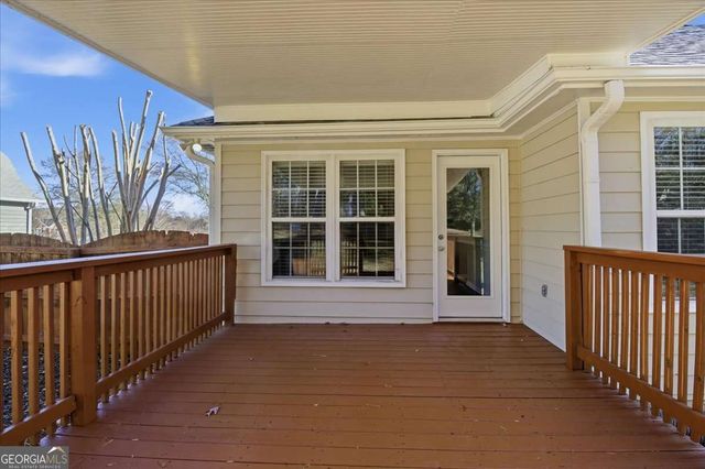 2044 Lakeland Drive, Dacula, GA 30019