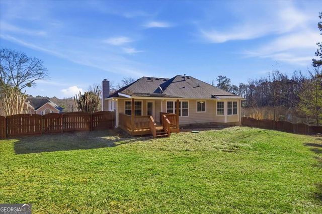 2044 Lakeland Drive, Dacula, GA 30019