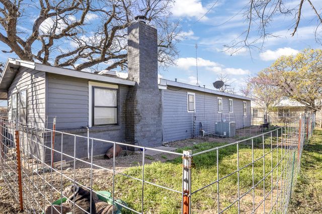 132 Maple Street, Dublin, TX 76446