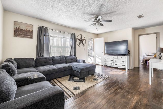 132 Maple Street, Dublin, TX 76446