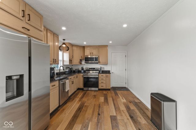 1154 Mullinix Road, Greenwood, IN 46143