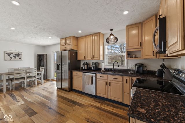 1154 Mullinix Road, Greenwood, IN 46143