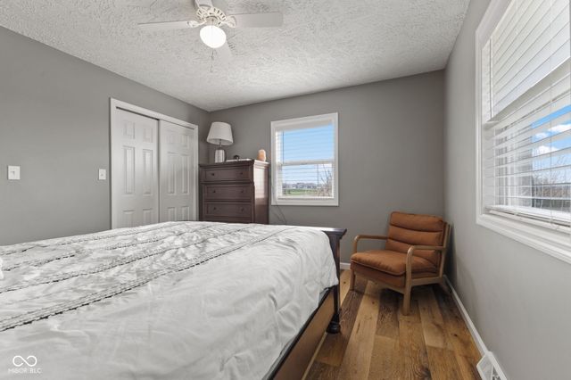 1154 Mullinix Road, Greenwood, IN 46143