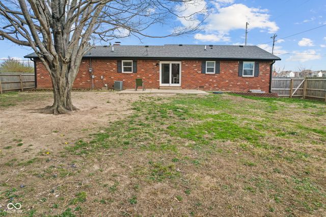 1154 Mullinix Road, Greenwood, IN 46143