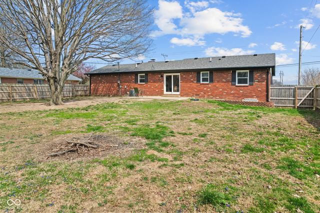 1154 Mullinix Road, Greenwood, IN 46143